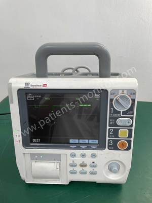 अस्पताल चिकित्सा उपकरण माइंड्रे बेनेहार्ट डी6 डिफिब्रिलेटर मशीन अच्छी कामकाजी स्थिति में।